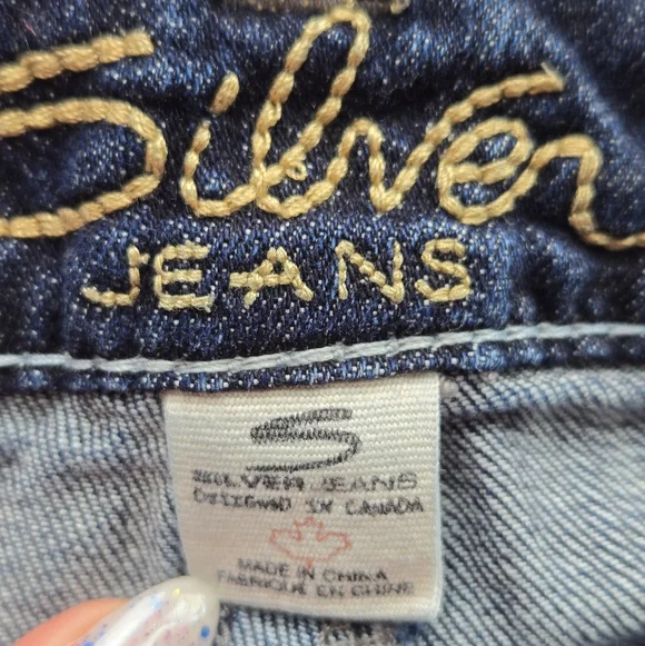 The Ultimate Y2K Throwback: Silver Jeans Co. "Santorini" Capris ✨ - Picture 7 of 10